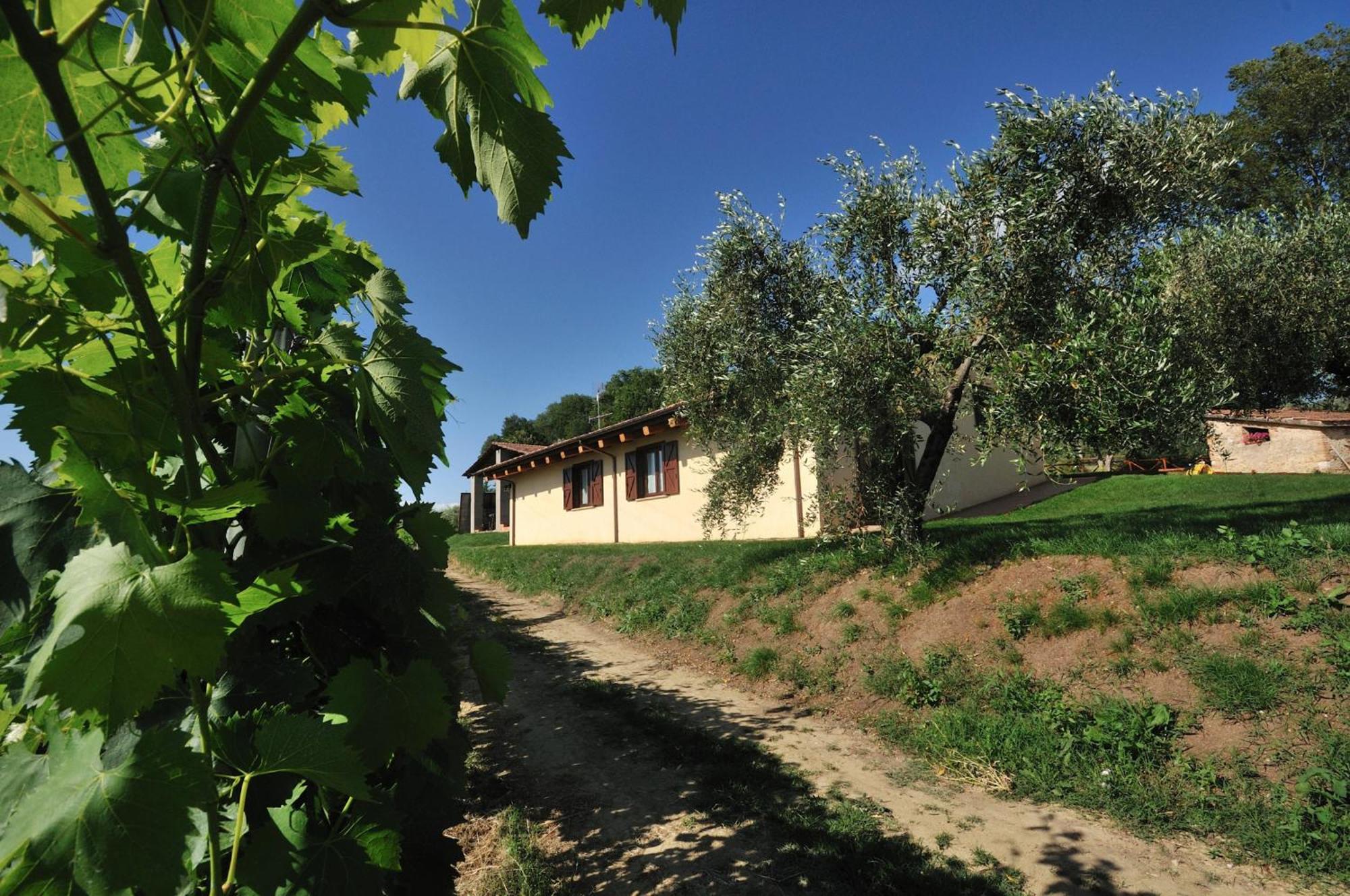 Agriturismo Casale Contessa Montebuono  Exterior photo