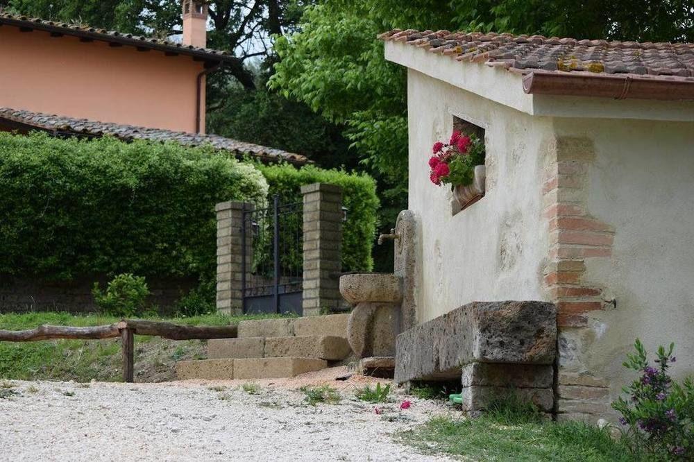 Agriturismo Casale Contessa Montebuono  Exterior photo